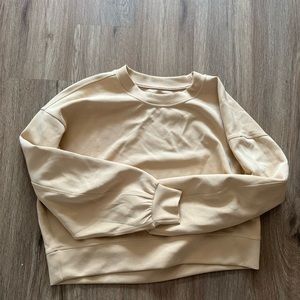 Lululemon soft stream crew